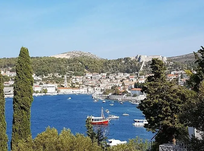 By The Sea Hvar - 15401 Хвар